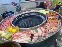 -哈哈碳都·牛肋条无限自助烤肉(宝龙店)