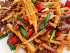 -牛八宝桂林米粉(八里庄店)