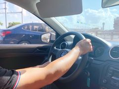 -骑仕租车(三亚凤凰机场店)