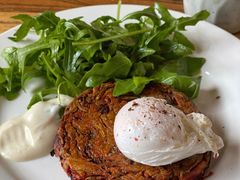 芋头甜菜根薯饼-Egg•Allday Brunch(襄阳北路店)