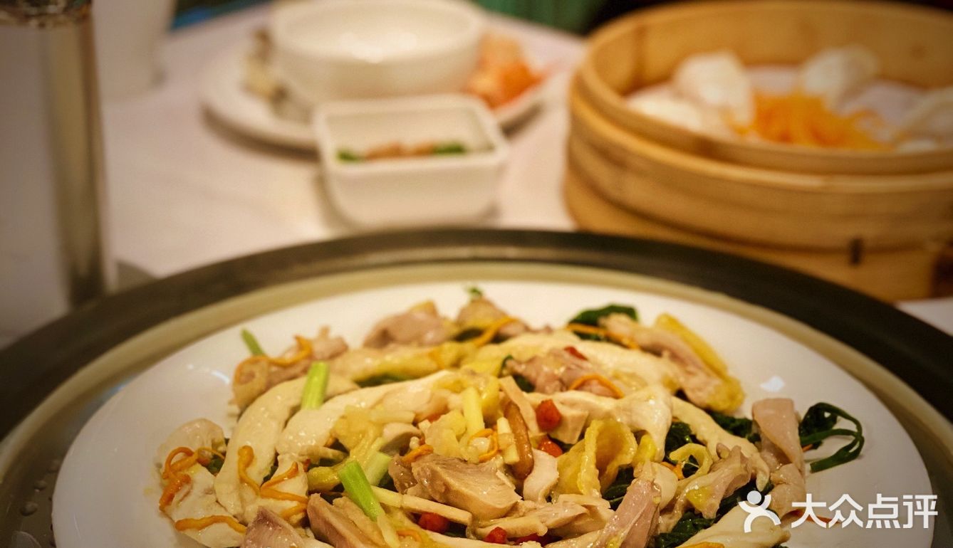 探鲜喊你来吃饭饭啦！