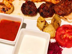 -Efes Turkish & Mediterranean Cuisine 艾菲斯餐厅(陆家嘴店)