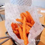 营业时间：每天晚上17：00开始营业