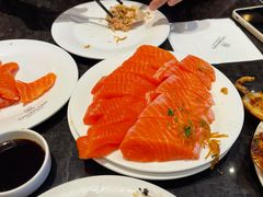-川骄海鲜自助(王府井奥莱UP TOWN店原世界之花店)