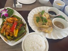 -亚龙湾老厨房·海南家常味