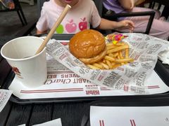 -The Habit Burger Grill 哈比特汉堡(爱琴海店)
