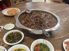 -乡土特色.冷锅鱼.牦牛肉汤锅