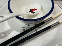 -粤港湾砂锅粥·宵夜(宝龙店)