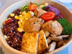能量牛肉POKE饭-dotcom coffee古点咖啡(致真大厦店)