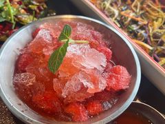 -曼听小寨海鲜烧烤·大连辣炒大王(盖州街店)