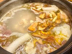 -一朵菌·野生菌探索家火锅(南亚店)
