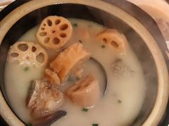 砂锅莲藕汤-霄汉牛三鲜湖北砂锅菜(万松园2店)