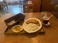咖喱炸猪排堤坝饭-Ginko银子(青龙街店)