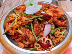 干锅全家福-食悦天美食广场(西安CityOn熙地港购物中心店)