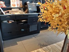 -必胜客(新中纬店)