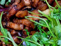 干煸五花肉煲-海口滨海新村143号海南老字号炒菜店