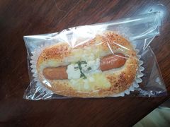 芝士脆肠包-皇冠幸福里动物奶油生日蛋糕(马祖路店)