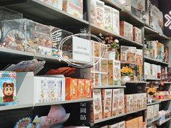 -潮品挚尚(五角场苏宁易购店)