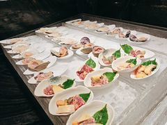 -雍容荟帝王蟹活龙虾展台自助(IFS黑金店)