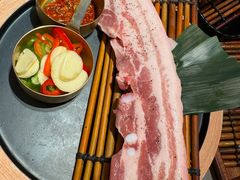 -轻烧烤肉(光谷步行街店)