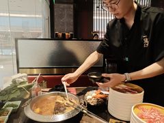 -一绪に和牛寿喜烧(罗湖益田假日店)