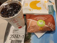 -麦当劳(轻轨曹杨路店)