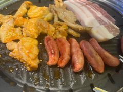 -哈哈碳都·牛肋条无限自助烤肉(台江万达店)
