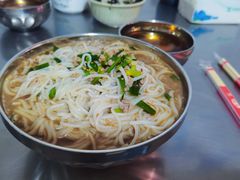-正宗杨记普洱酸醋米线(总店)