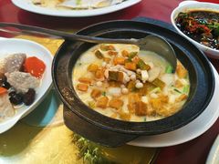 百合薏米煲-天天海鲜城·海鲜大排档(新溪店)