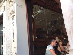 -Majestic Café