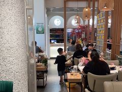 -三人行骨头王火锅(长寿店)
