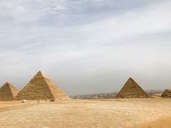 -吉萨金字塔群