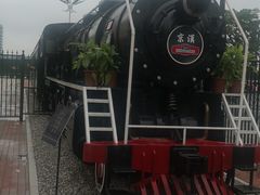 -汉口北品牌服装城