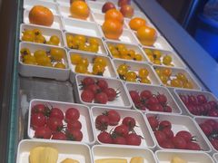 -涨巢·潮玩水疗局