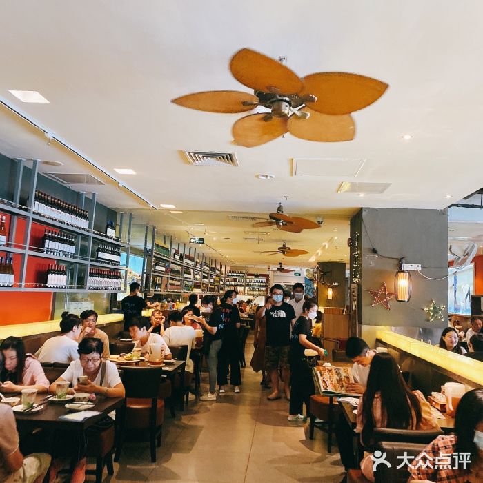 大头虾越式风味餐厅(光明广场店)大堂图片