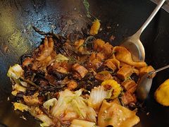 -人民公社铁锅炖·东北菜(卫国道店)