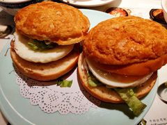 -新大咀港式茶餐厅(宝山万达店)