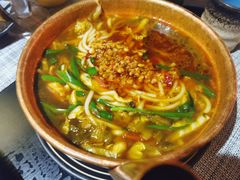 小锅米线-艳域云国特色料理馆(马当路店)