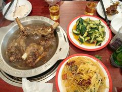 -聚首堂·特色小吃·肘子(什刹海德胜门店)