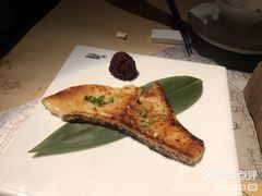 -穹六人间 people 6(岳阳路店)