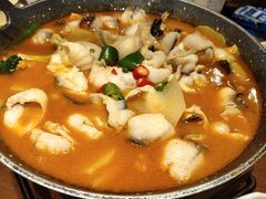 -老滇山寨•云南特色菜•地方菜•民族风情歌舞表演(金碧店)