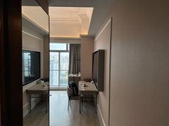 -广州天河体育中心美居酒店