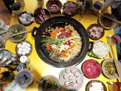 -周幺妹重庆老火锅(银泰城总店)