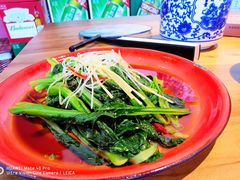 -半步颠小酒馆(繁花中心)