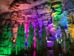 -泰安地下龙宫景区