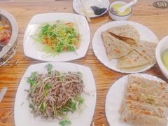 -溢心园香河肉饼总店