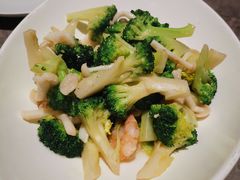 -吕氏焗小鲜•海鲜青岛菜(八大关店)