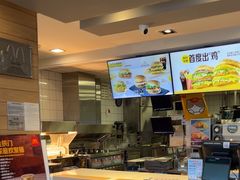 -麦当劳(常山服务区得来速店)