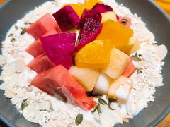 乳酸菌鲜果沙拉-魏斯理汉堡(西安沣东吾悦店)