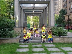 -瑞恩宝感统训练·语言提升·蒙氏托育中心